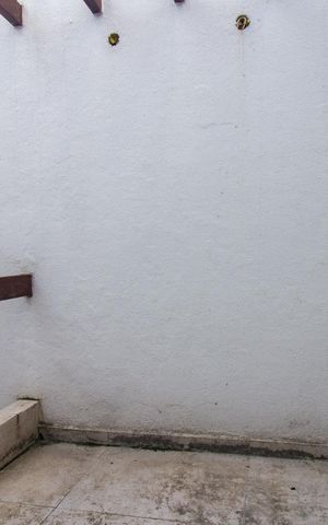 Casa à venda com 181m², 4 quartos e sem vaga Casa à venda com 181m², 4 quartos e sem vagaSacada da Banheiro da Suíte 1