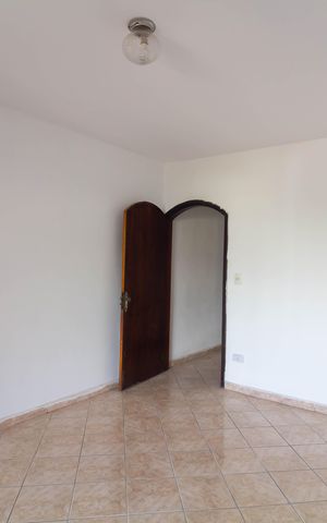 Casa à venda com 144m², 3 quartos e 2 vagas Casa à venda com 144m², 3 quartos e 2 vagasSuíte