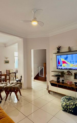 Casa de condomínio à venda com 140m², 3 quartos e 1 vaga Casa de condomínio à venda com 140m², 3 quartos e 1 vagaSala