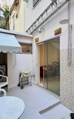 Casa de condomínio à venda com 140m², 3 quartos e 1 vaga Casa de condomínio à venda com 140m², 3 quartos e 1 vagaÁrea de Serviço