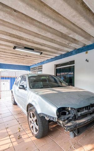 Casa à venda com 193m², 3 quartos e 2 vagas Casa à venda com 193m², 3 quartos e 2 vagasGaragem