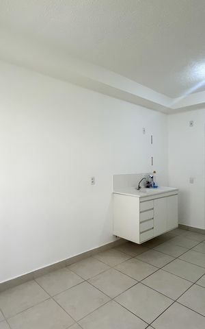 Apartamento para alugar com 32m², 2 quartos e sem vaga Apartamento para alugar com 32m², 2 quartos e sem vagaSala/Cozinha/Área comum
