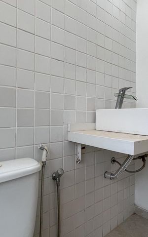 Apartamento à venda com 68m², 3 quartos e 1 vaga Apartamento à venda com 68m², 3 quartos e 1 vagaBanheiro Social