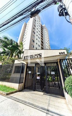 Apartamento à venda com 68m², 3 quartos e 1 vaga Apartamento à venda com 68m², 3 quartos e 1 vagaFachada