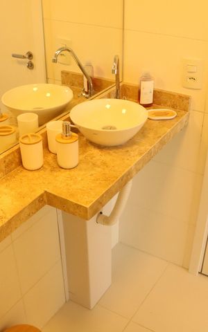 Apartamento para alugar com 34m², 2 quartos e sem vagaBanheiro
