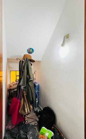 Casa à venda com 181m², 3 quartos e 2 vagas Casa à venda com 181m², 3 quartos e 2 vagasDespensa