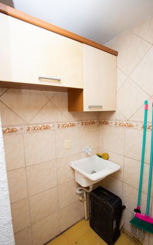 Apartamento à venda com 42m², 2 quartos e 1 vaga Apartamento à venda com 42m², 2 quartos e 1 vagaÁrea de Serviço