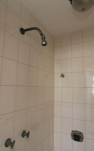 Apartamento à venda com 190m², 4 quartos e 2 vagasBanheiro de serviço