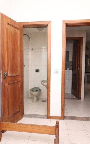 Apartamento à venda com 190m², 4 quartos e 2 vagasQuarto de Serviço