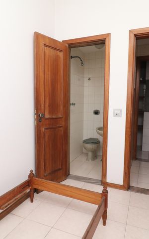 Apartamento à venda com 190m², 4 quartos e 2 vagasQuarto de Serviço