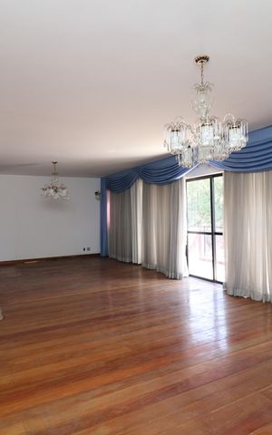 Apartamento à venda com 190m², 4 quartos e 2 vagasSala