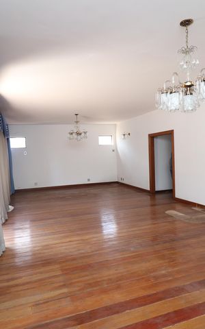 Apartamento à venda com 190m², 4 quartos e 2 vagasSala