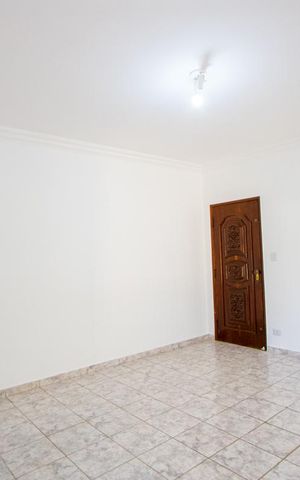 Casa para alugar com 210m², 3 quartos e 3 vagas Casa para alugar com 210m², 3 quartos e 3 vagasSala
