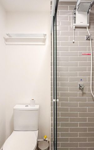 Studio à venda com 27m², 1 quarto e sem vaga Studio à venda com 27m², 1 quarto e sem vagaBanheiro