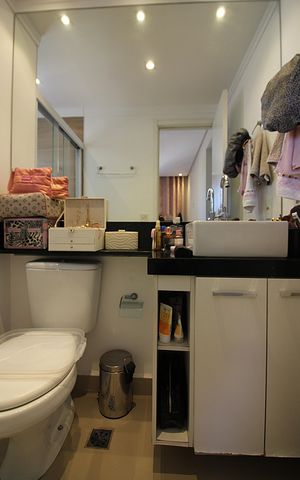 Apartamento à venda com 54m², 2 quartos e 1 vagaQuarto 1 - Suíte Banheiro 