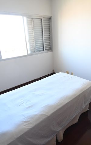 Apartamento à venda com 137m², 3 quartos e 2 vagasQuarto 2
