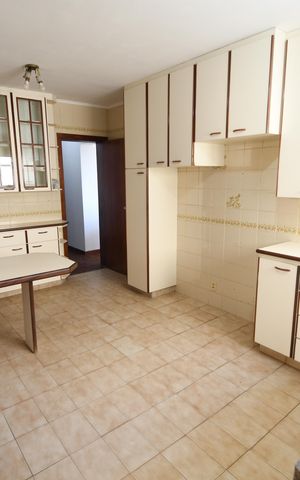 Apartamento à venda com 137m², 3 quartos e 2 vagasCozinha