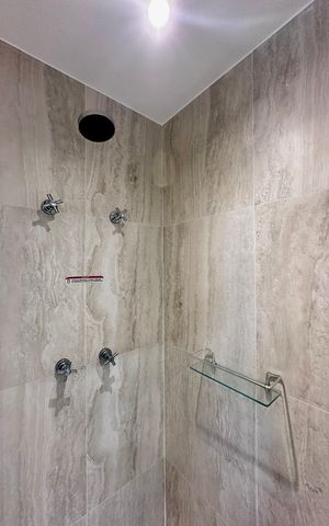 Studio para alugar com 24m², 1 quarto e sem vaga Studio para alugar com 24m², 1 quarto e sem vagaBanheiro