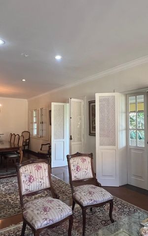 Casa à venda com 500m², 5 quartos e 8 vagas Casa à venda com 500m², 5 quartos e 8 vagasSala de TV