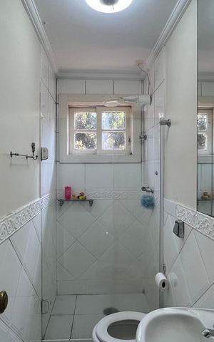 Casa à venda com 500m², 5 quartos e 8 vagas Casa à venda com 500m², 5 quartos e 8 vagasBanheiro da Suíte 2