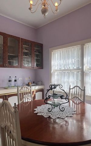 Casa à venda com 500m², 5 quartos e 8 vagas Casa à venda com 500m², 5 quartos e 8 vagasCopa