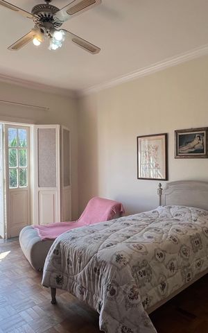 Casa à venda com 500m², 5 quartos e 8 vagas Casa à venda com 500m², 5 quartos e 8 vagasSuíte 4