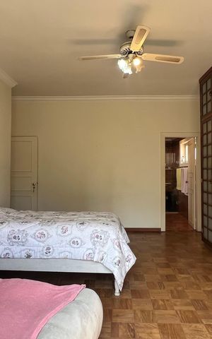 Casa à venda com 500m², 5 quartos e 8 vagas Casa à venda com 500m², 5 quartos e 8 vagasSuíte 4