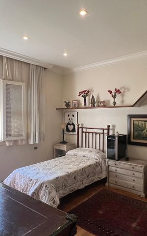 Casa à venda com 500m², 5 quartos e 8 vagas Casa à venda com 500m², 5 quartos e 8 vagasSuíte 2