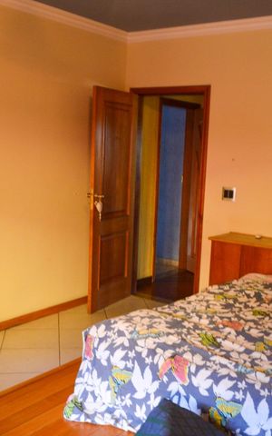 Casa de condomínio para alugar com 600m², 4 quartos e 2 vagas Casa de condomínio para alugar com 600m², 4 quartos e 2 vagasSuíte 2