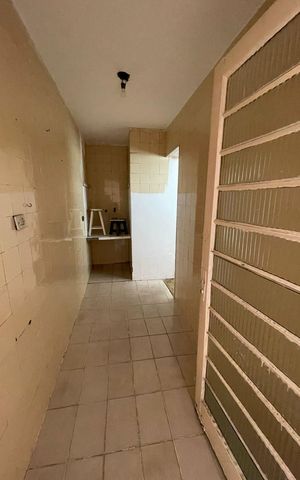 Casa à venda com 254m², 4 quartos e 2 vagas Casa à venda com 254m², 4 quartos e 2 vagasÁrea Externa