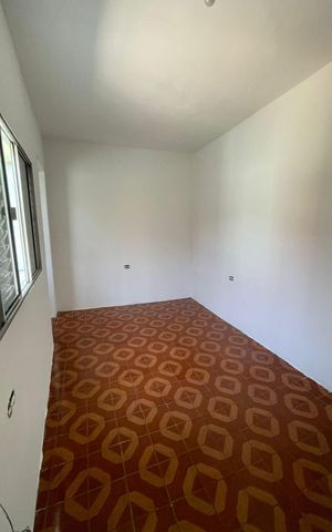 Casa à venda com 254m², 4 quartos e 2 vagas Casa à venda com 254m², 4 quartos e 2 vagasQuarto 2