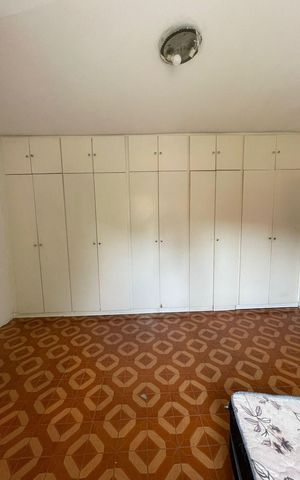 Casa à venda com 254m², 4 quartos e 2 vagas Casa à venda com 254m², 4 quartos e 2 vagasQuarto 3