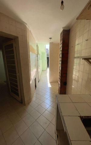 Casa à venda com 254m², 4 quartos e 2 vagas Casa à venda com 254m², 4 quartos e 2 vagasÁrea Externa