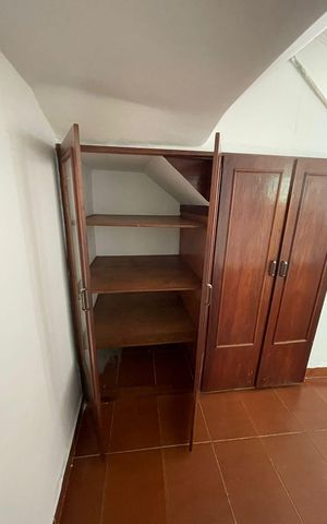 Casa à venda com 254m², 4 quartos e 2 vagas Casa à venda com 254m², 4 quartos e 2 vagasSala
