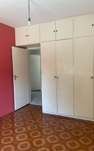 Casa à venda com 254m², 4 quartos e 2 vagas Casa à venda com 254m², 4 quartos e 2 vagasQuarto 4