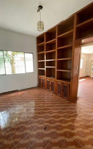 Casa à venda com 254m², 4 quartos e 2 vagas Casa à venda com 254m², 4 quartos e 2 vagasQuarto 1