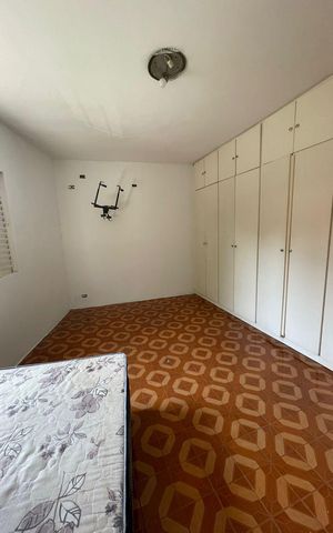 Casa à venda com 254m², 4 quartos e 2 vagas Casa à venda com 254m², 4 quartos e 2 vagasQuarto 3