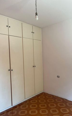 Casa à venda com 254m², 4 quartos e 2 vagas Casa à venda com 254m², 4 quartos e 2 vagasQuarto 4