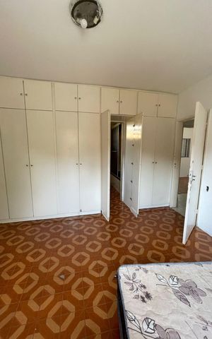 Casa à venda com 254m², 4 quartos e 2 vagas Casa à venda com 254m², 4 quartos e 2 vagasQuarto 3