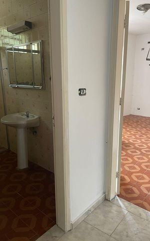 Casa à venda com 254m², 4 quartos e 2 vagas Casa à venda com 254m², 4 quartos e 2 vagasBanheiro 4