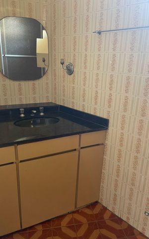 Casa à venda com 254m², 4 quartos e 2 vagas Casa à venda com 254m², 4 quartos e 2 vagasBanheiro 3