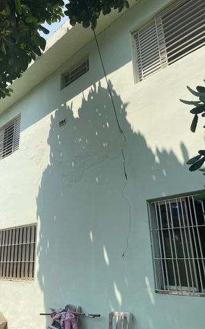 Casa à venda com 254m², 4 quartos e 2 vagas Casa à venda com 254m², 4 quartos e 2 vagasÁrea Externa