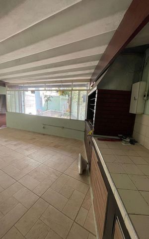 Casa à venda com 254m², 4 quartos e 2 vagas Casa à venda com 254m², 4 quartos e 2 vagasChurrasqueira