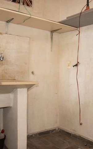 Casa à venda com 80m², 2 quartos e sem vagaÁrea de Serviço