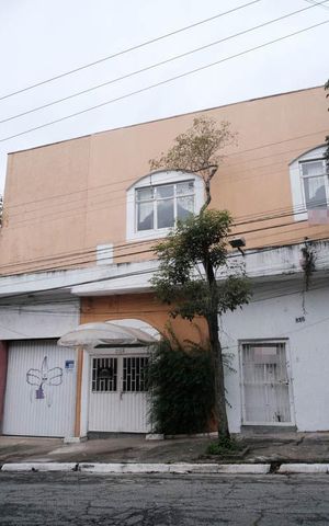 Casa à venda com 550m², 8 quartos e 4 vagasFachada