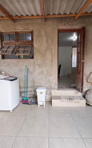 Casa à venda com 128m², 2 quartos e 2 vagasÁrea de Serviço