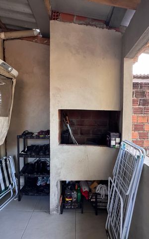 Casa à venda com 128m², 2 quartos e 2 vagasÁrea Externa