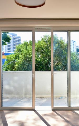 Casa para alugar com 290m², 4 quartos e 5 vagas Casa para alugar com 290m², 4 quartos e 5 vagasSuíte Master