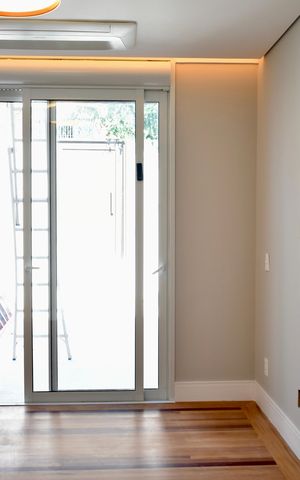 Casa para alugar com 290m², 4 quartos e 5 vagas Casa para alugar com 290m², 4 quartos e 5 vagasSuíte 3