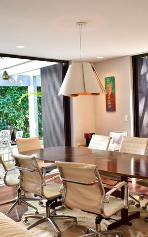 Casa para alugar com 290m², 4 quartos e 5 vagas Casa para alugar com 290m², 4 quartos e 5 vagasSala 1